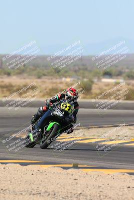 media/Oct-20-2024-CVMA (Sun) [[d4a3dff211]]/Race 3-Amateur Supersport Middleweight/